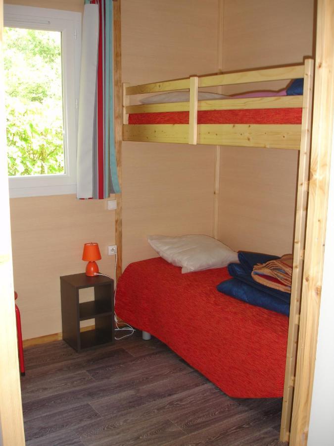 Camping Le Val De Trie Béhen Екстериор снимка