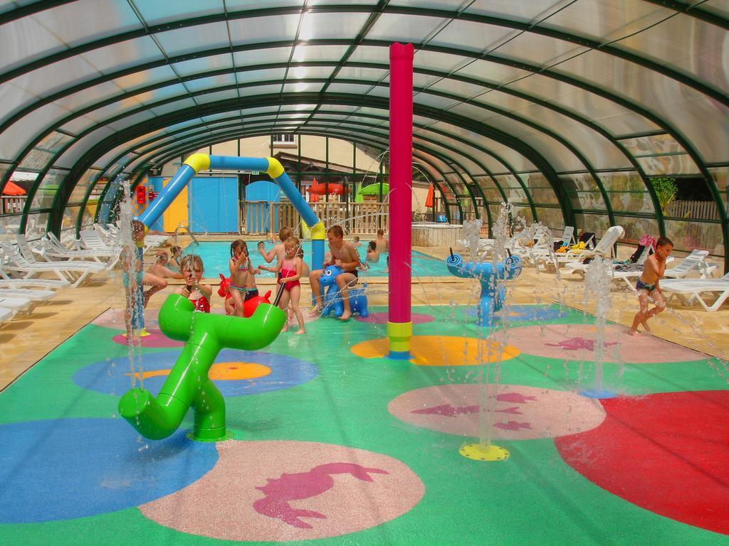 Camping Le Val De Trie Béhen Екстериор снимка