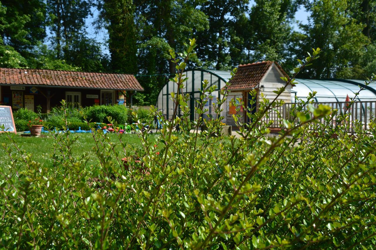 Camping Le Val De Trie Béhen Екстериор снимка